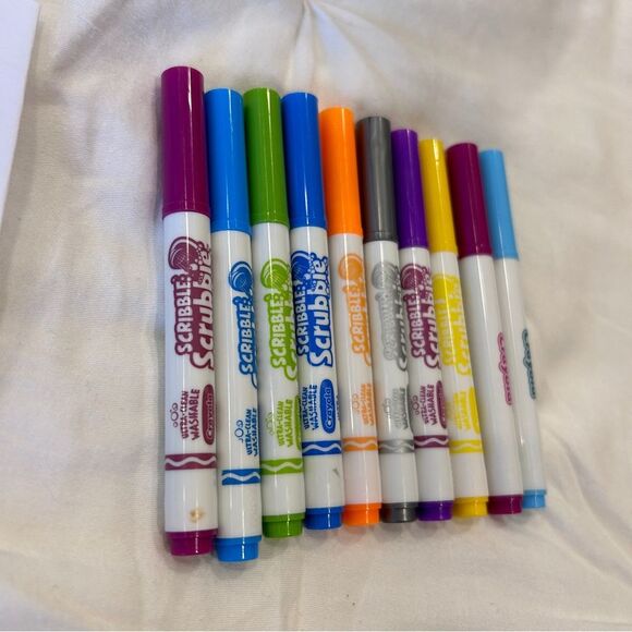 Fuzzikins Craft Cottontail Cottage Pop-Up Playhouse Book Playset for kids 4 & up - Picture 2 of 11